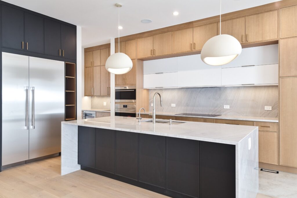 Slim Shaker Oak, Matte Blanco and Black Kitchen Cabinets - Chicago Kitchen Makeover