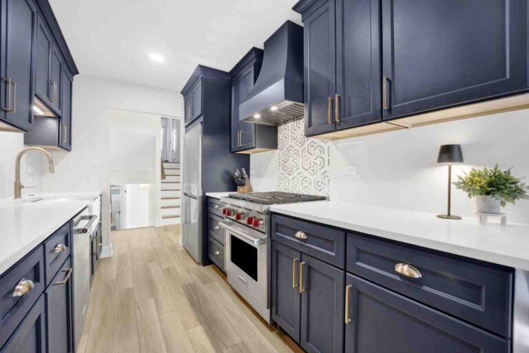 Kitchen cabinets Evanston IL