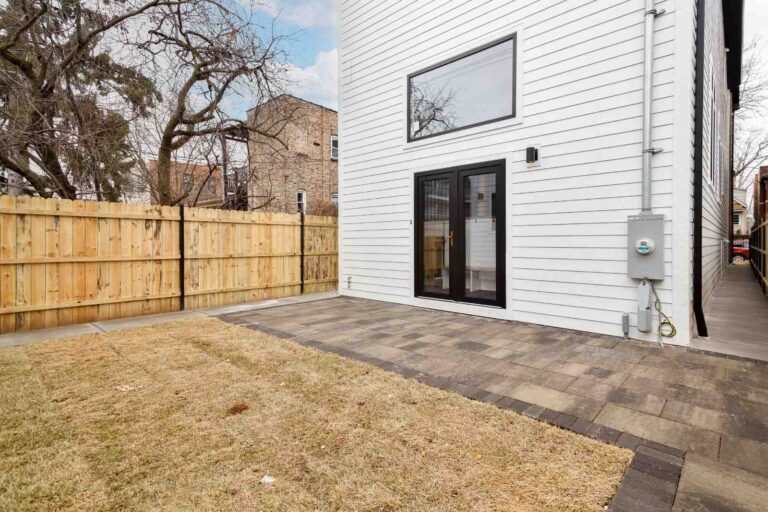 Custom storm doors Chicago