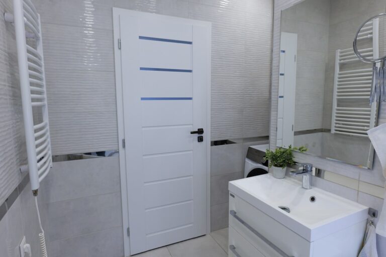bi-fold door for bathroom with lock